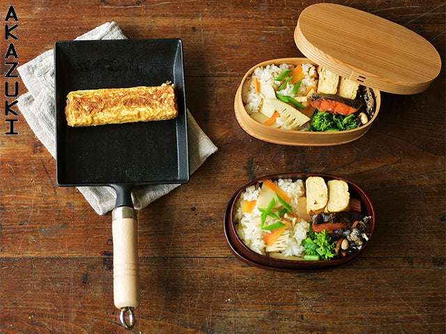  Iwachu Iron Omelette Pan, Medium: Omelet Pans: Home & Kitchen
