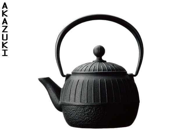 https://www.akazuki.com/cdn/shop/products/japanesecastironteapot3_640x.jpg?v=1633654104